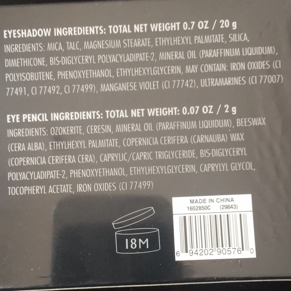 Eye shadow and eye liner - Picture 4 of 5